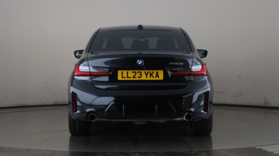 BMW 3 SERIES Image 4