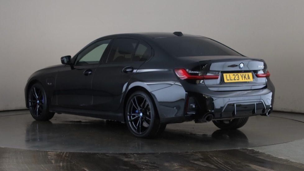 BMW 3 SERIES Image 3