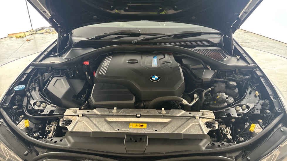 BMW 3 SERIES Image 16