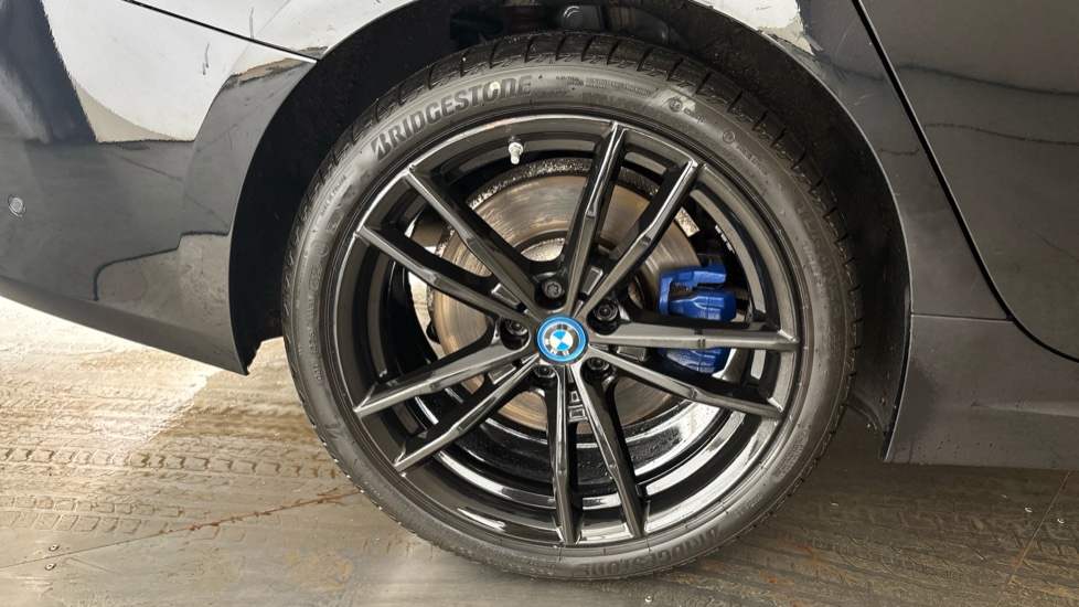 BMW 3 SERIES Image 19