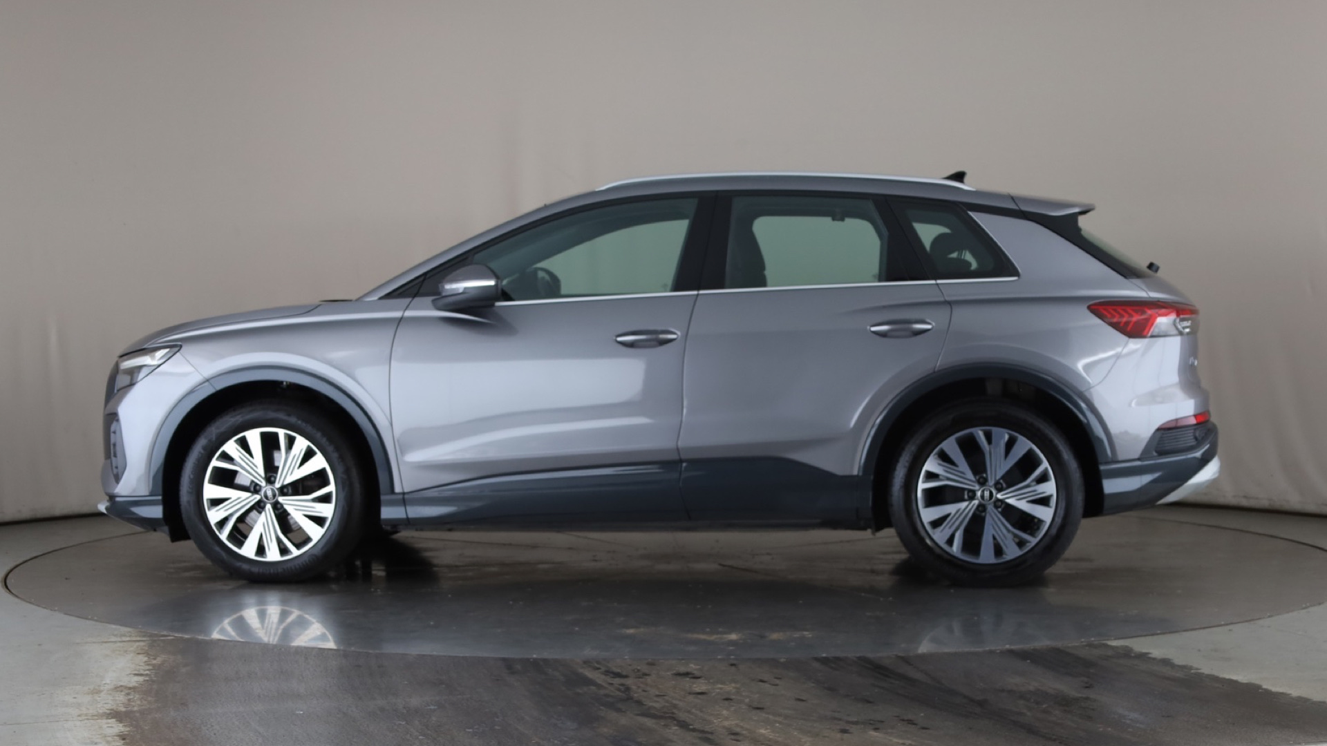 125kW 35 55.52kWh Sport 5dr Auto