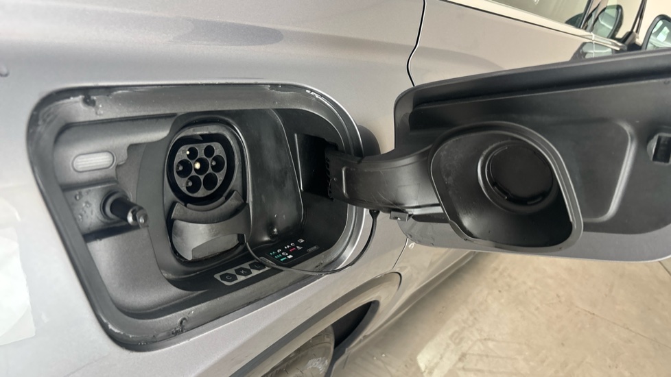 AUDI Q4 Image 21