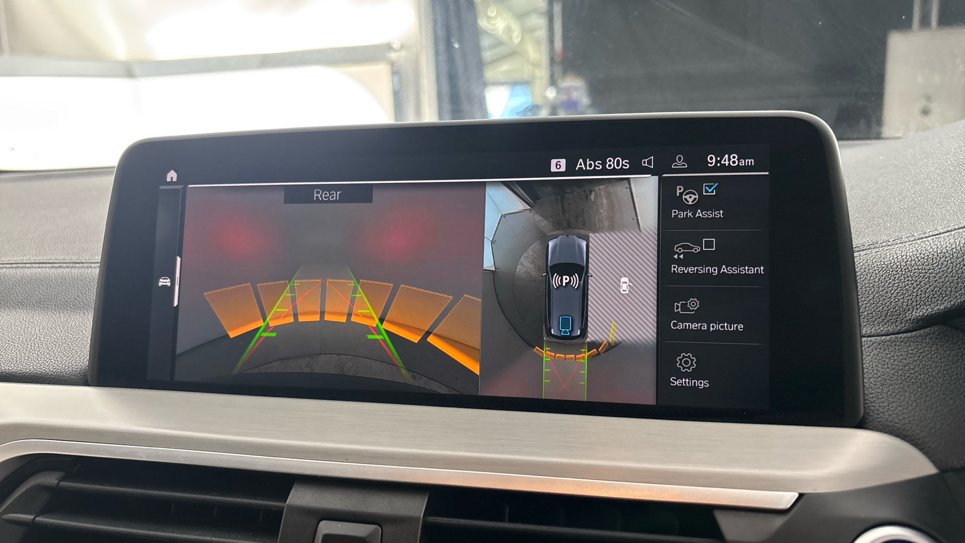 4020924 210kW Premier Edition Pro 80kWh 5dr Auto