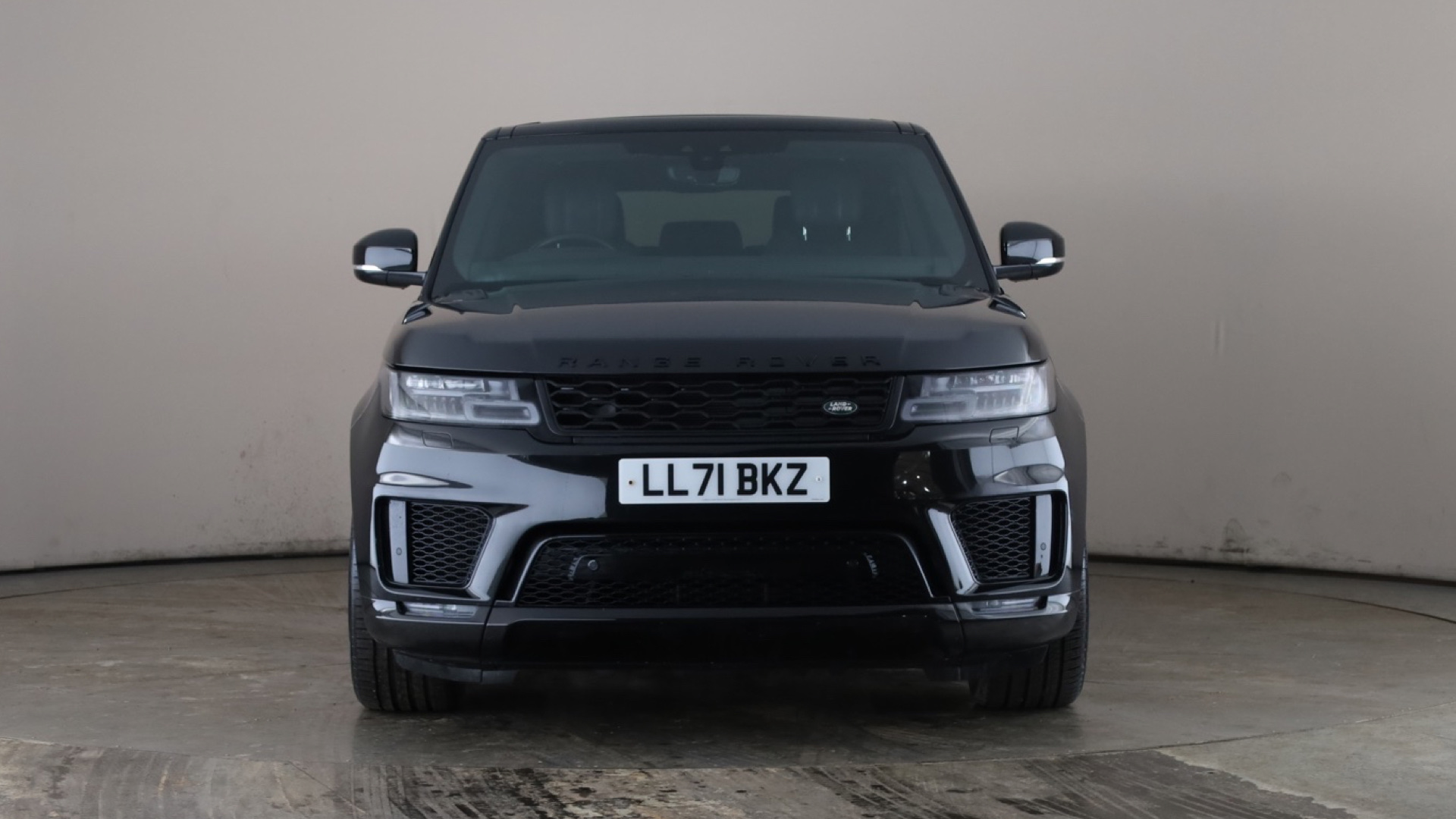 4021011 2.0 P400e HSE Dynamic Black 5dr Auto