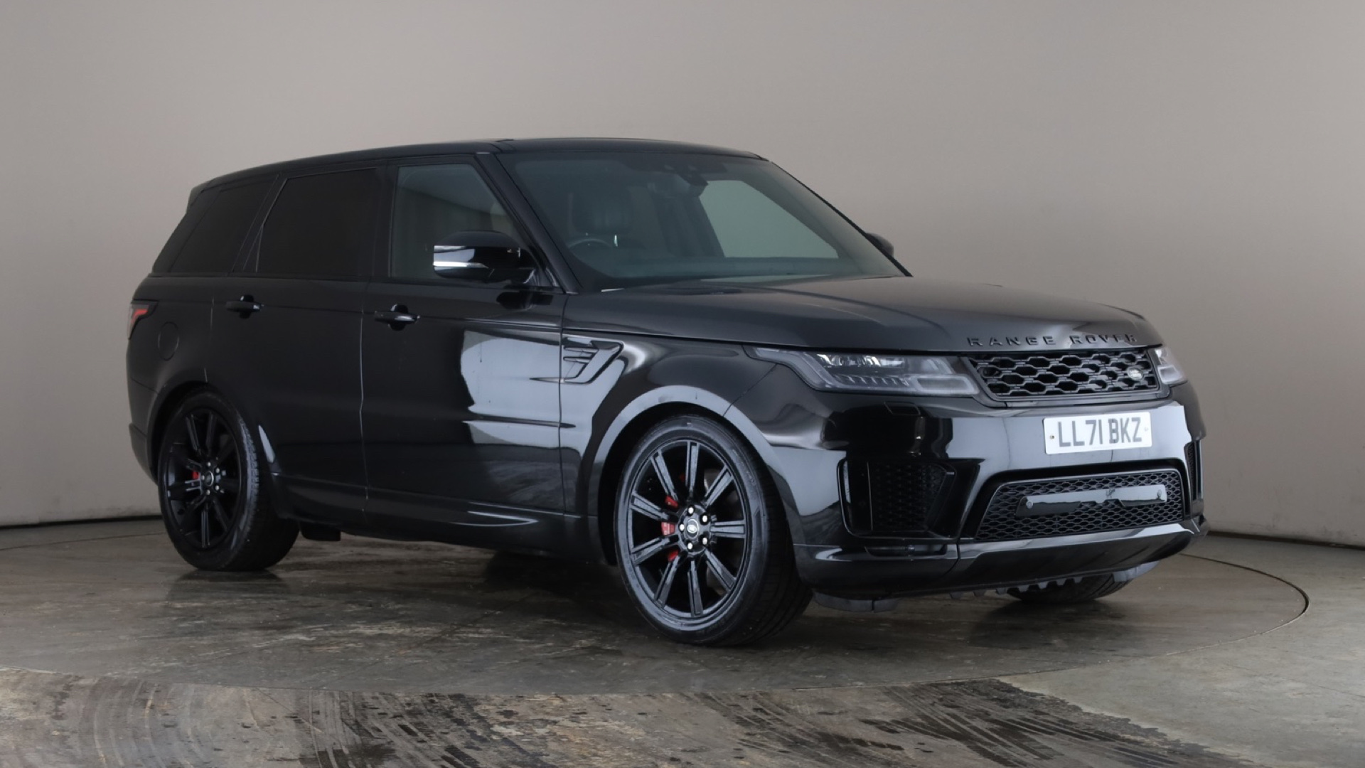 4021011 2.0 P400e HSE Dynamic Black 5dr Auto