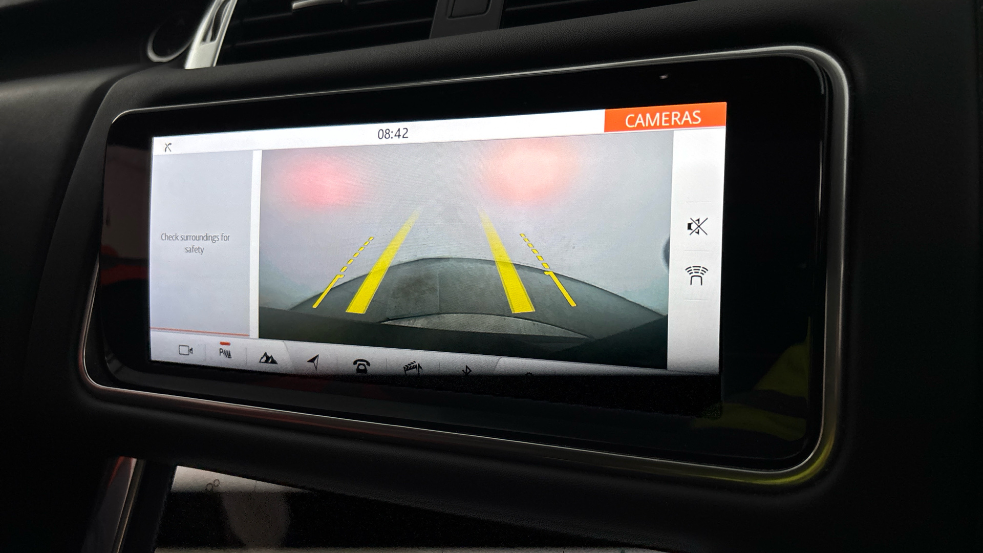 4021011 2.0 P400e HSE Dynamic Black 5dr Auto