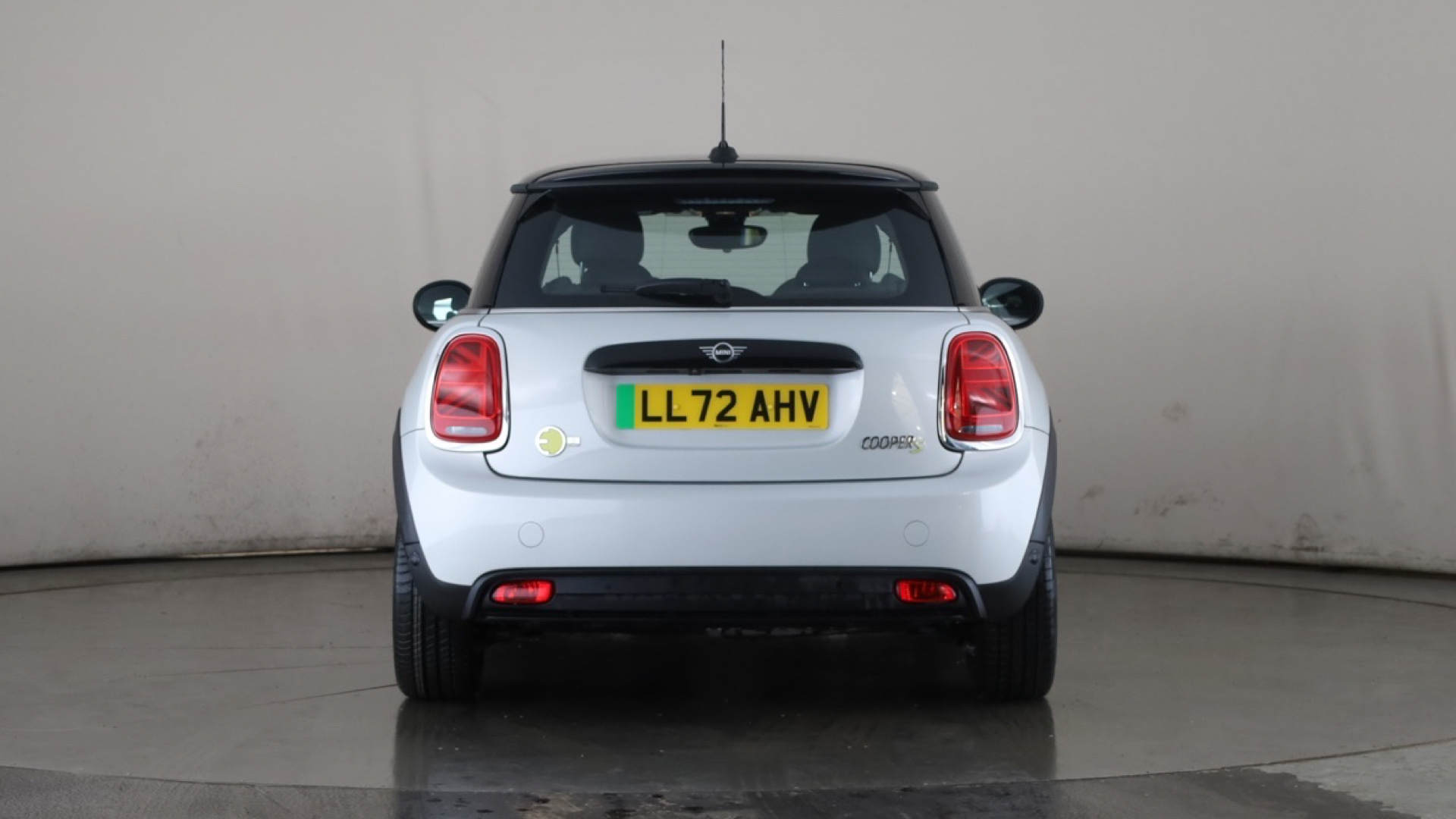 4070408 135kW Cooper S Level 2 33kWh 3dr Auto
