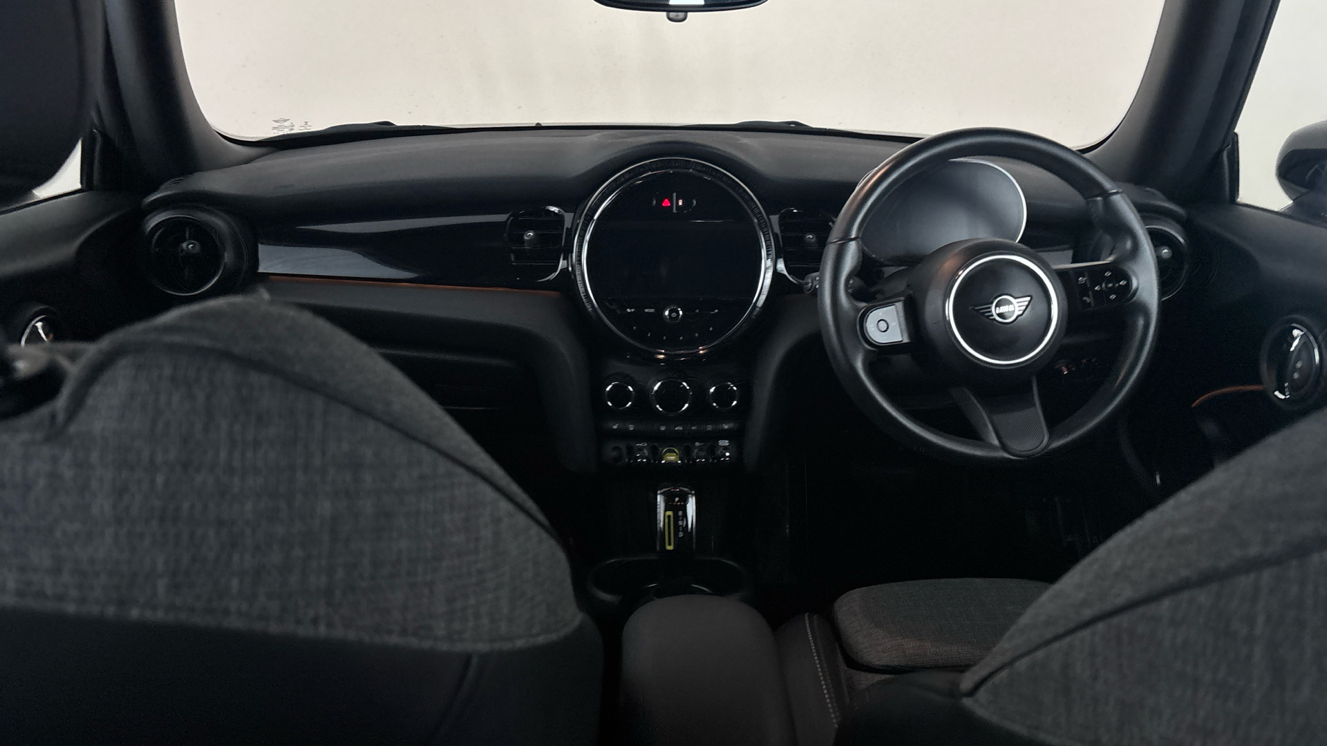 4070408 135kW Cooper S Level 2 33kWh 3dr Auto