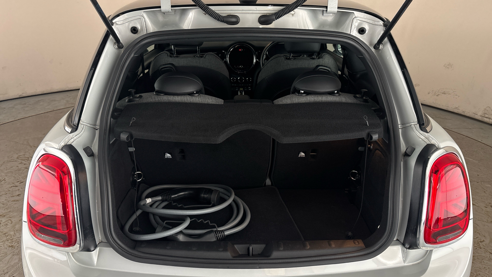 4070408 135kW Cooper S Level 2 33kWh 3dr Auto