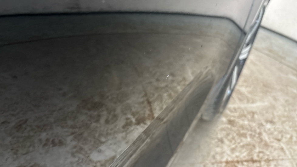 VOLVO XC40 dent