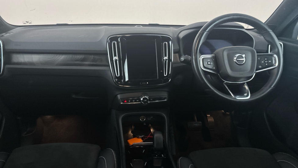 VOLVO XC40 Image 11