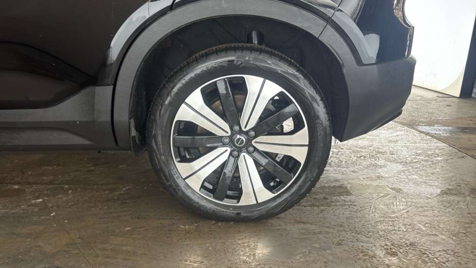 VOLVO XC40 Image 18