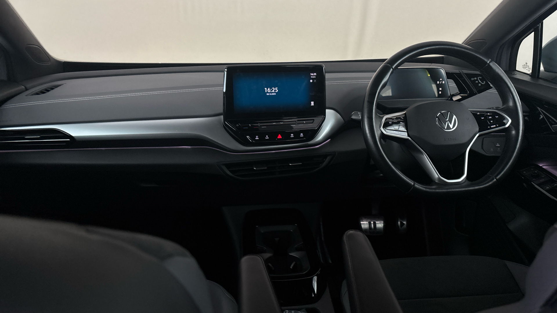 4020999 109kW Life Pure 52kWh 5dr Auto