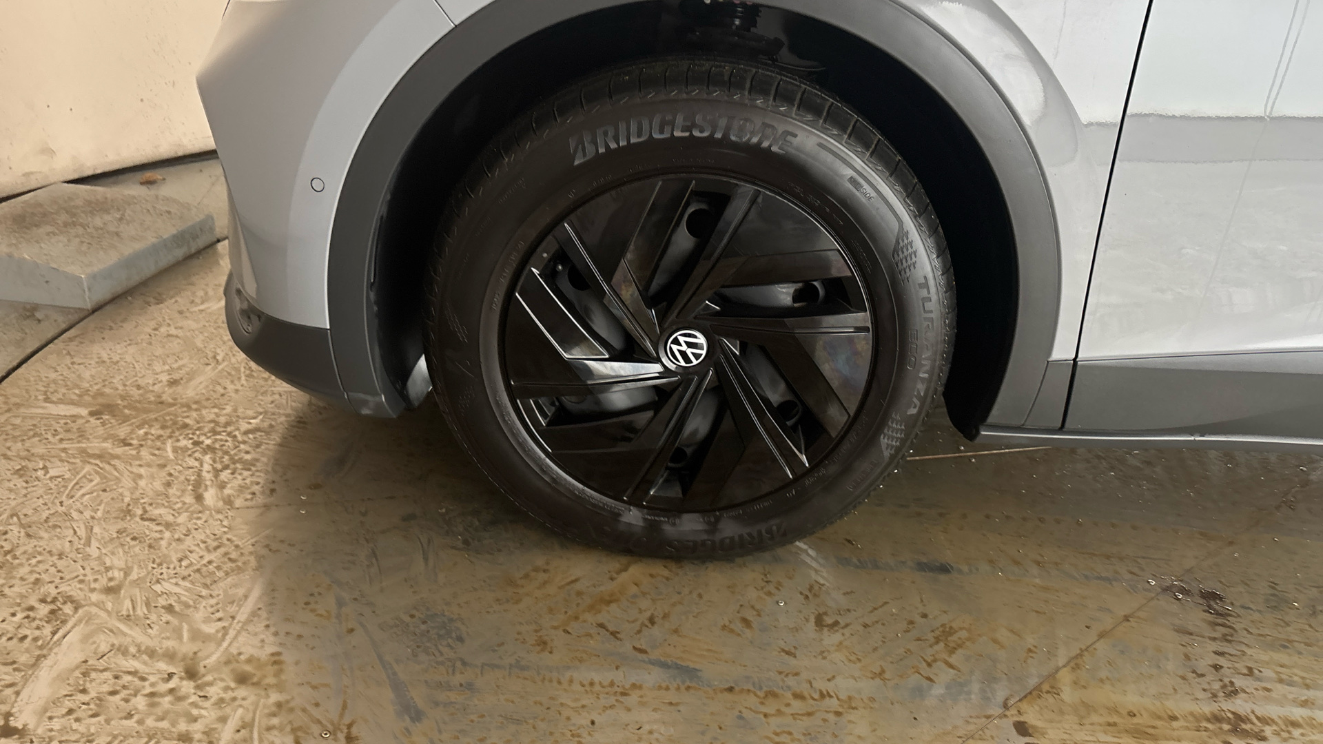 4020999 109kW Life Pure 52kWh 5dr Auto