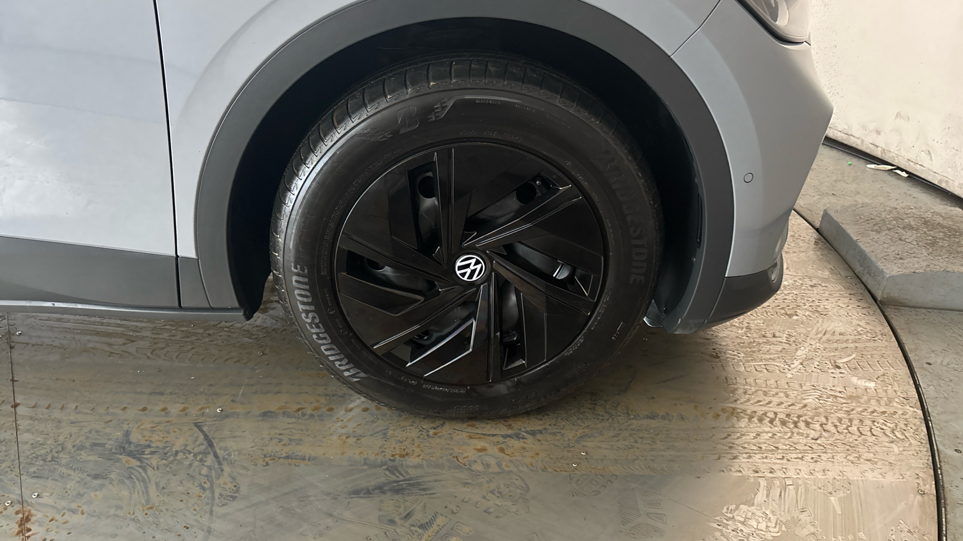 4020999 109kW Life Pure 52kWh 5dr Auto