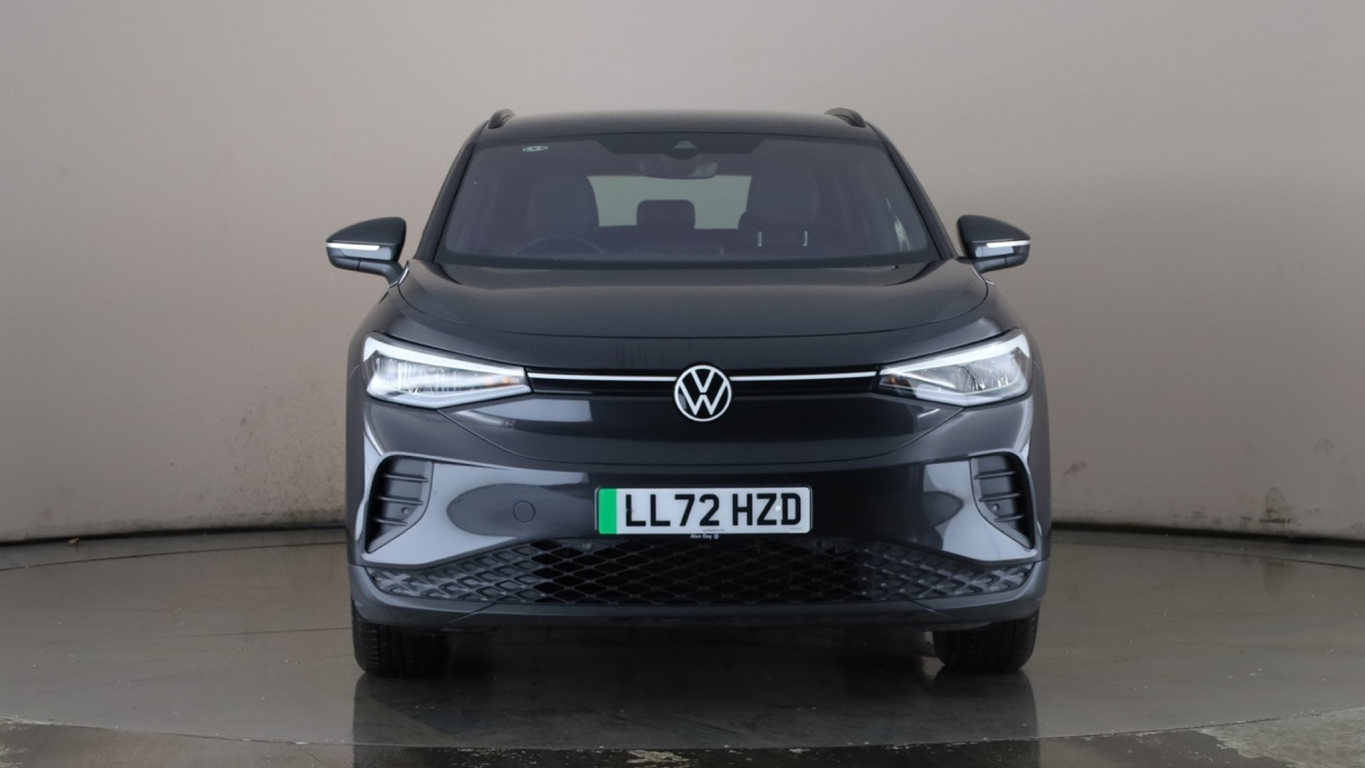 4020997 109kW Life Pure 52kWh 5dr Auto