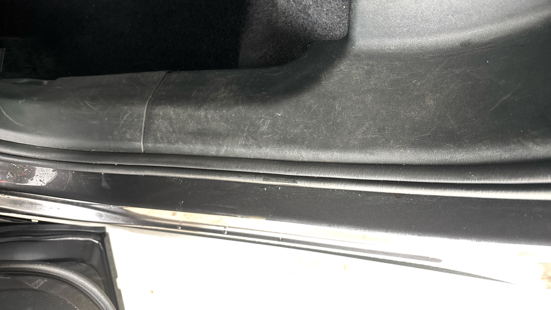 4020997 109kW Life Pure 52kWh 5dr Auto