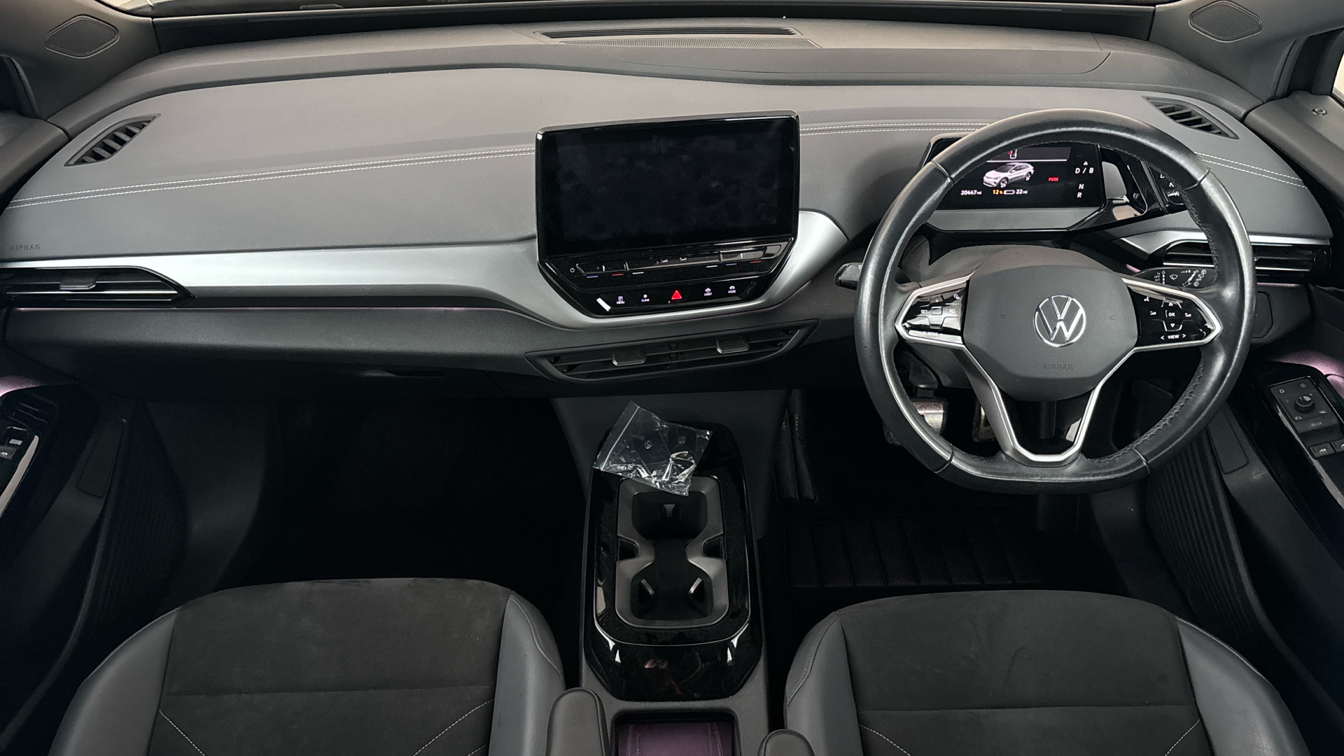 4020997 109kW Life Pure 52kWh 5dr Auto