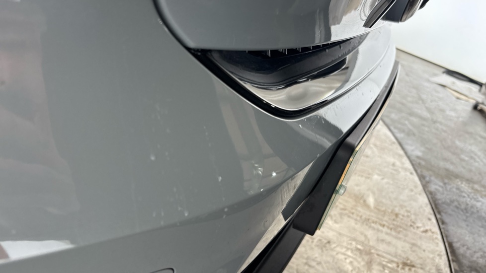 VOLVO C40 ESTATE 175kW Recharge Ultimate 69kWh 5dr Auto