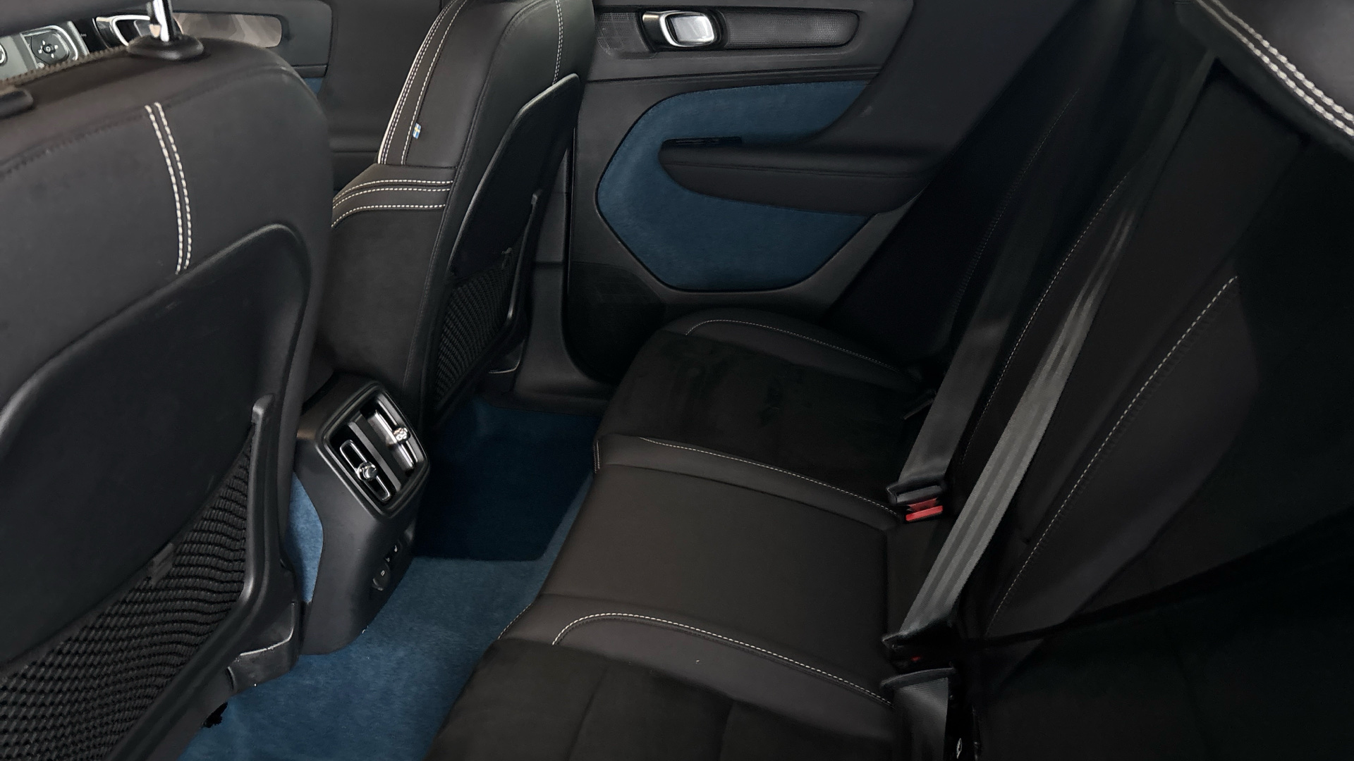 4020872 175kW Recharge Ultimate 69kWh 5dr Auto