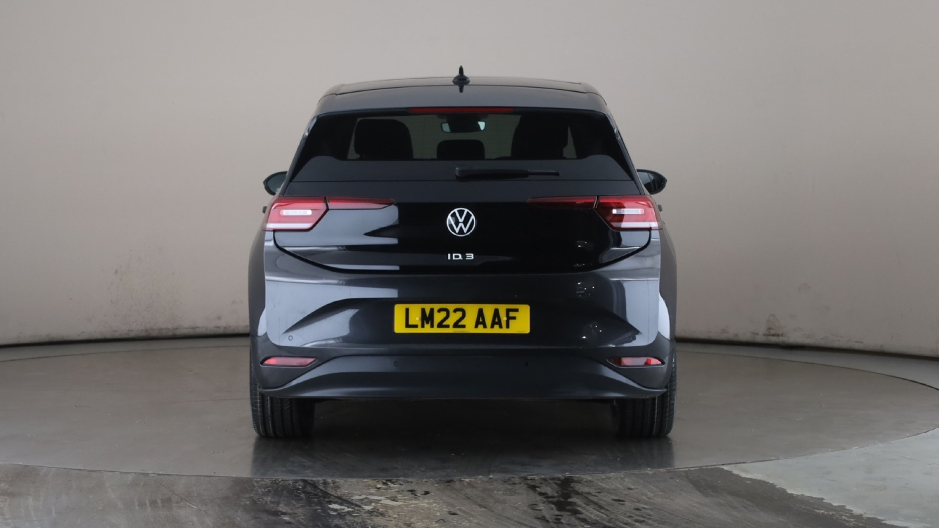 4021012 150kW Family Pro Performance 58kWh 5dr Auto