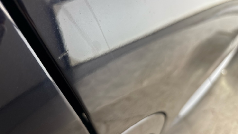 BMW iX3 scratches