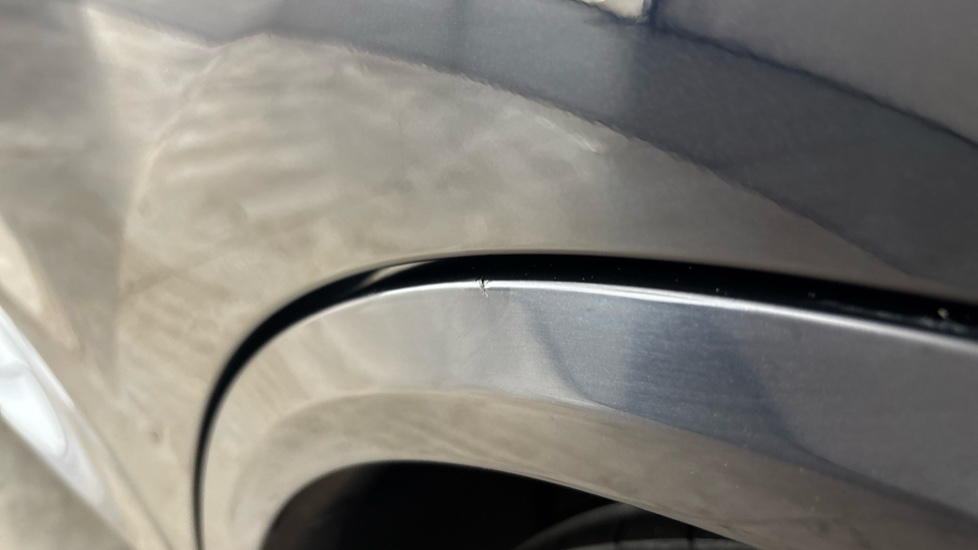 BMW iX3 chips