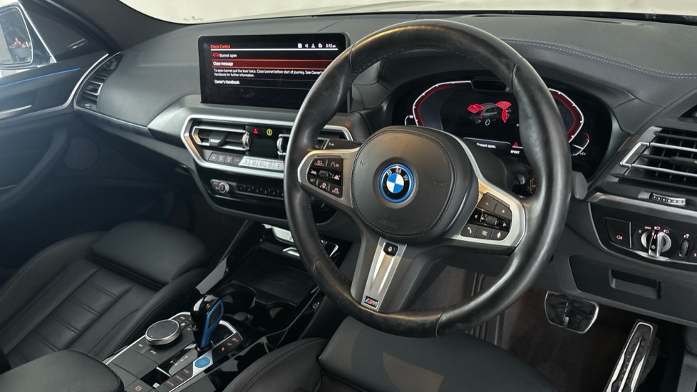 BMW iX3 Image 9