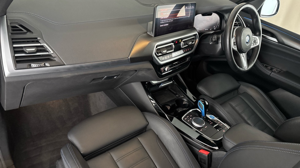 BMW iX3 Image 10