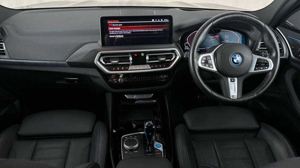 BMW iX3 Image 11