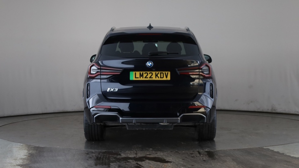 BMW iX3 Image 4
