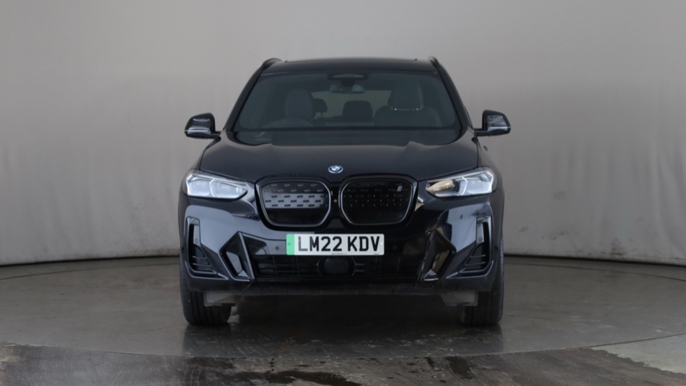 BMW iX3 Image 8