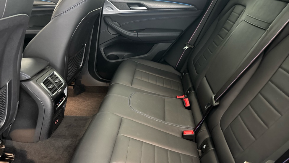 BMW iX3 Image 14