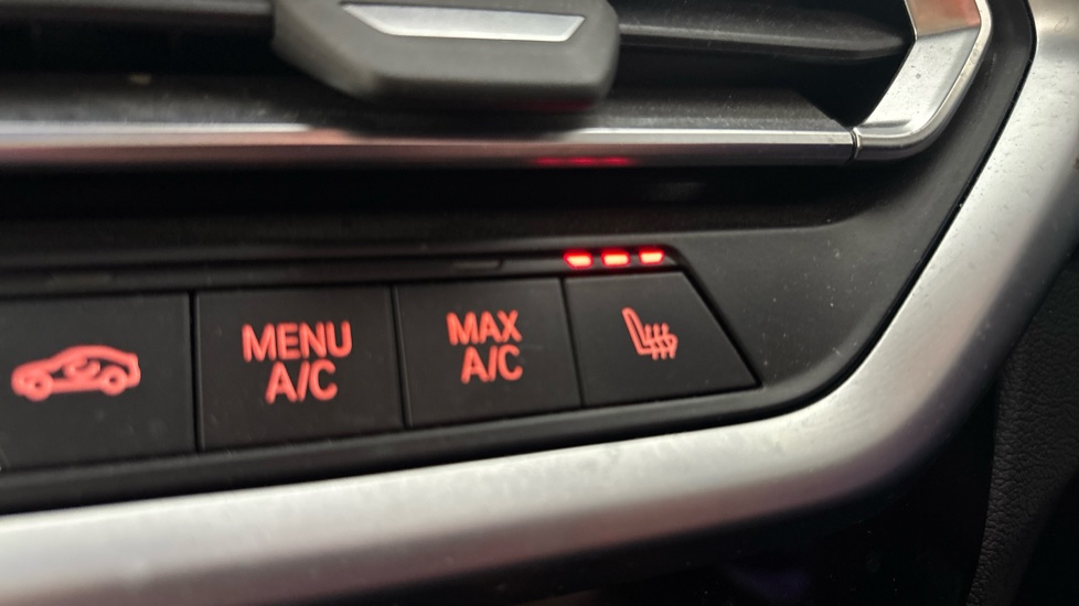 BMW iX3 heated seats