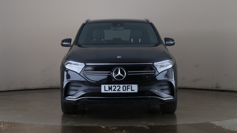 MERCEDES EQA Image 8