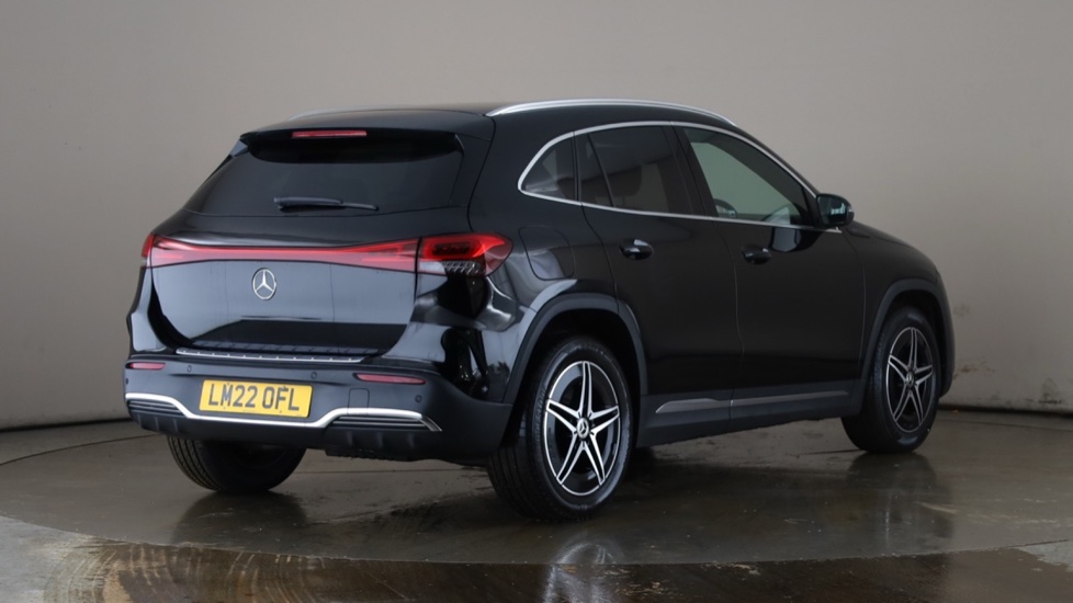 MERCEDES EQA Image 5