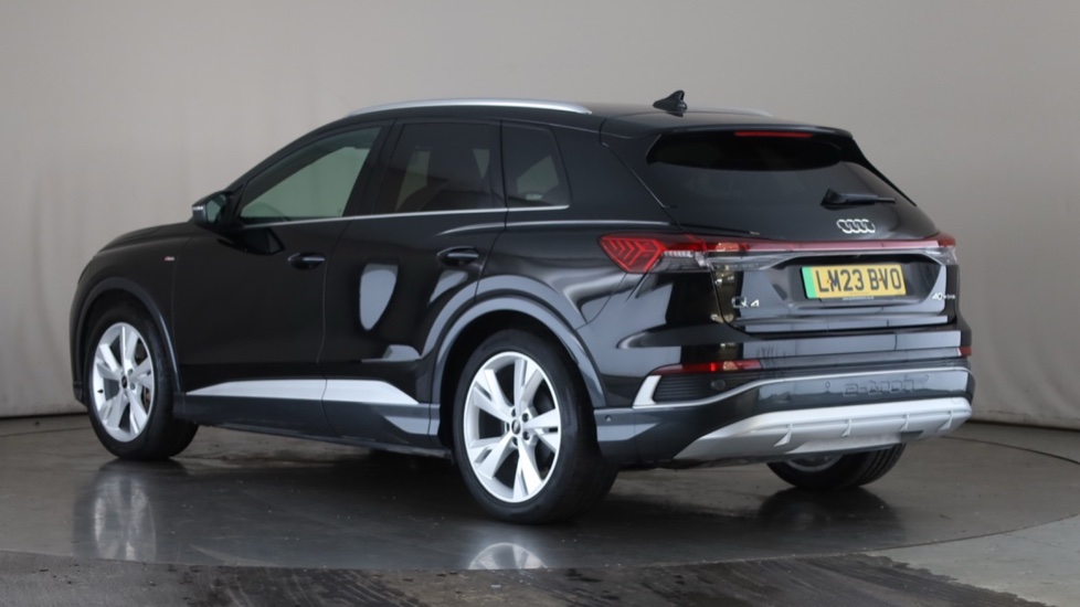 AUDI Q4 Image 3