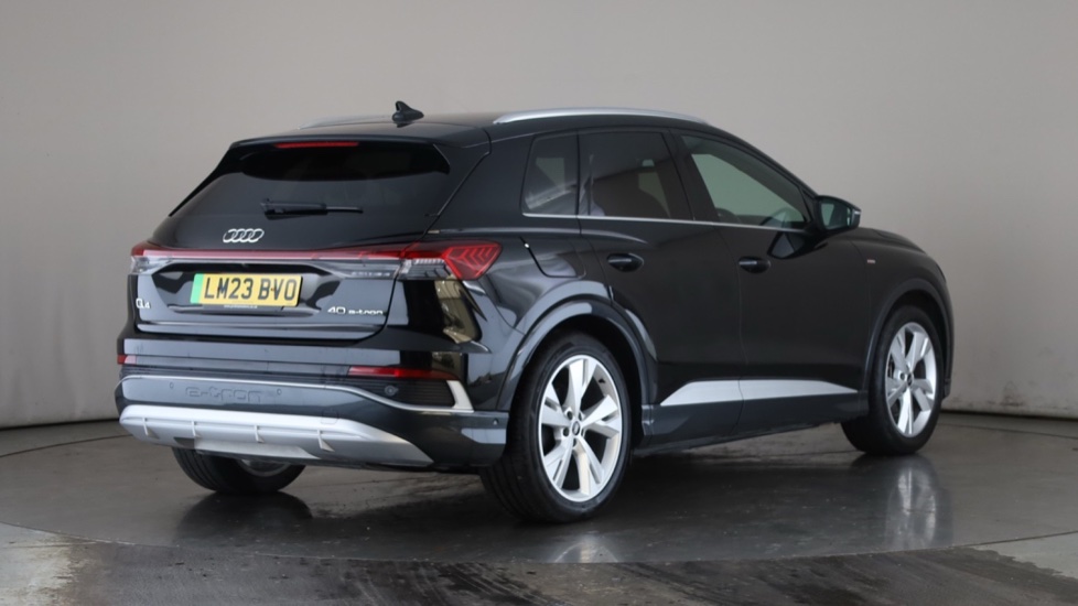 AUDI Q4 Image 5