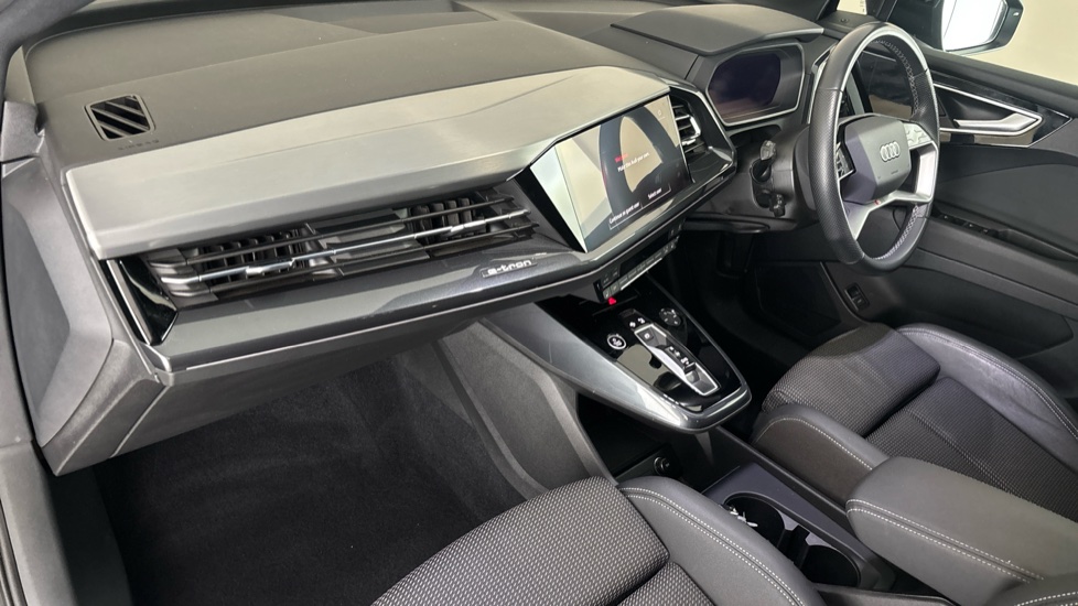 AUDI Q4 Image 10