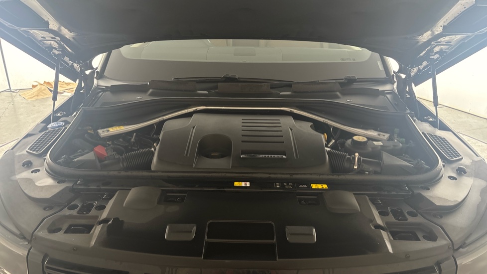 LAND ROVER RANGE ROVER SPORT Image 16
