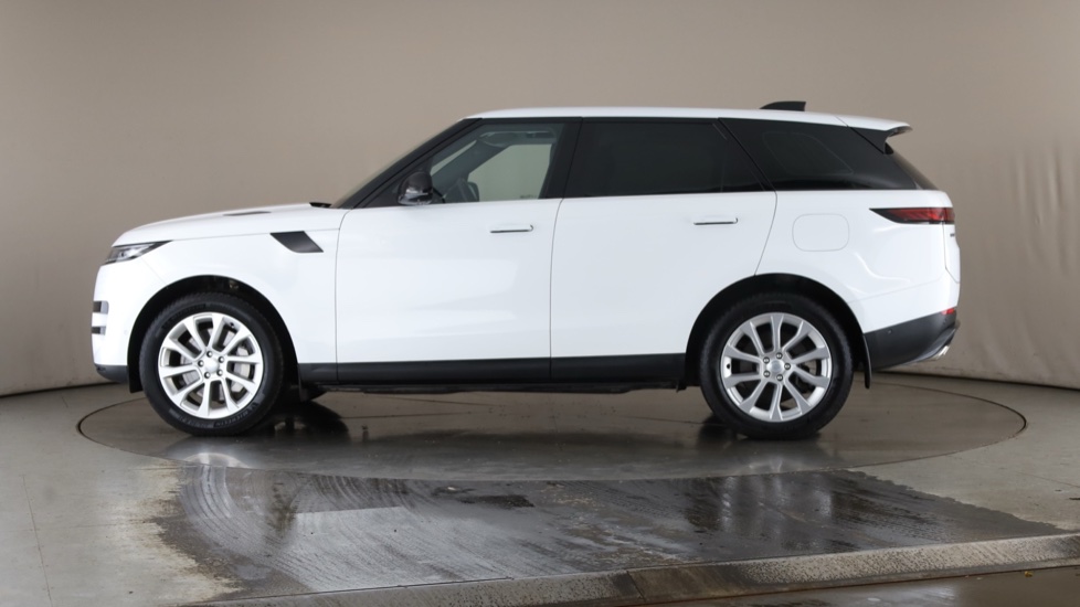 LAND ROVER RANGE ROVER SPORT Image 2