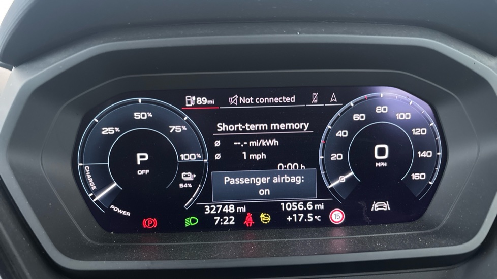 AUDI Q4 Image 13