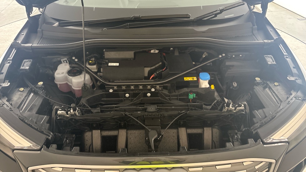 AUDI Q4 Image 16
