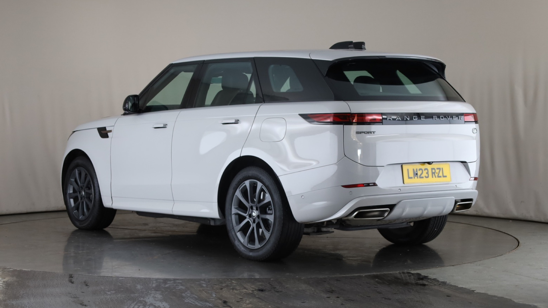 3.0 P440e Dynamic SE 5dr Auto