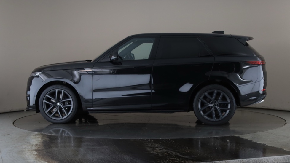 LAND ROVER RANGE ROVER SPORT Image 2