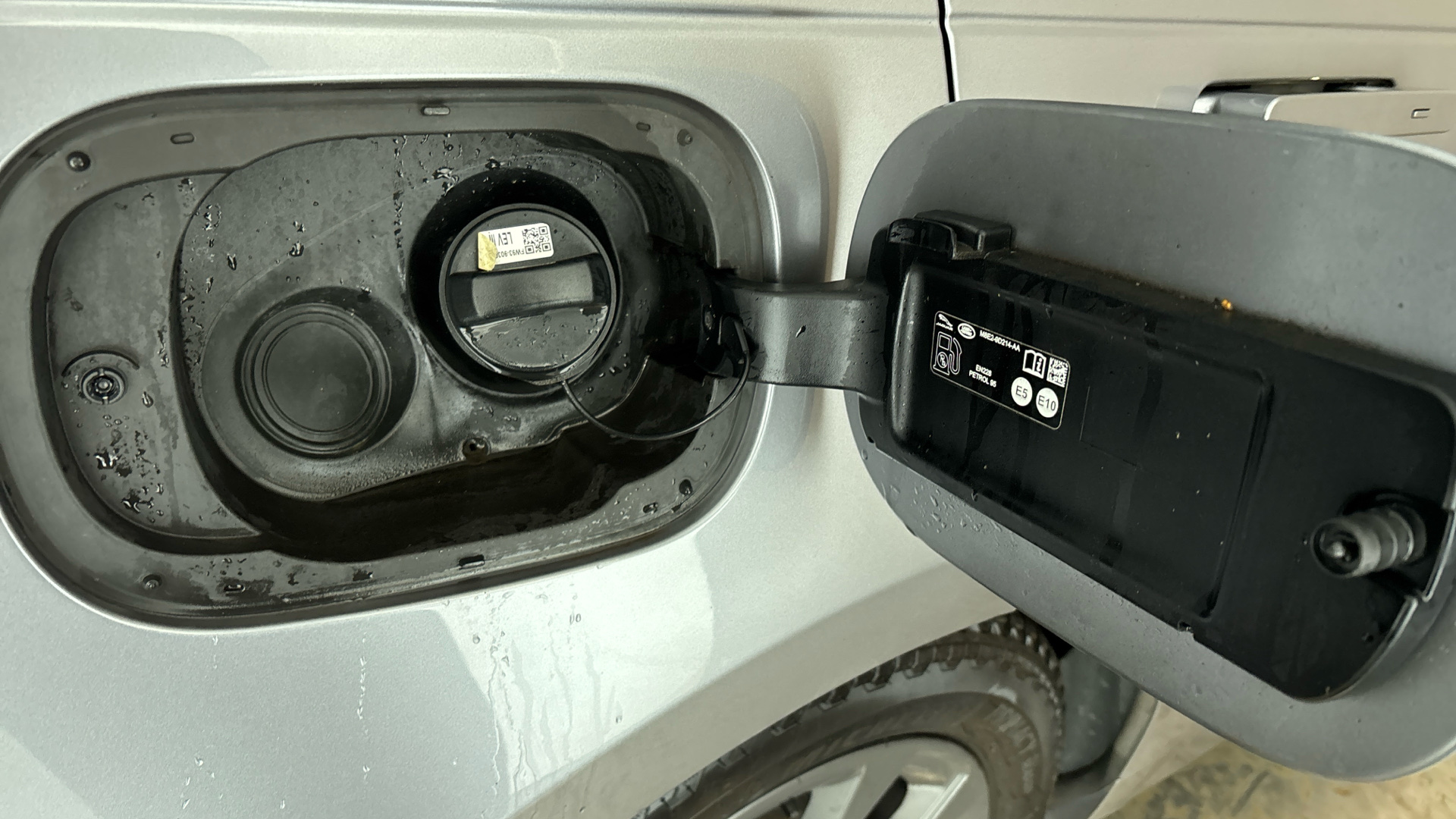 4020732 3.0 P440e Dynamic SE 5dr Auto