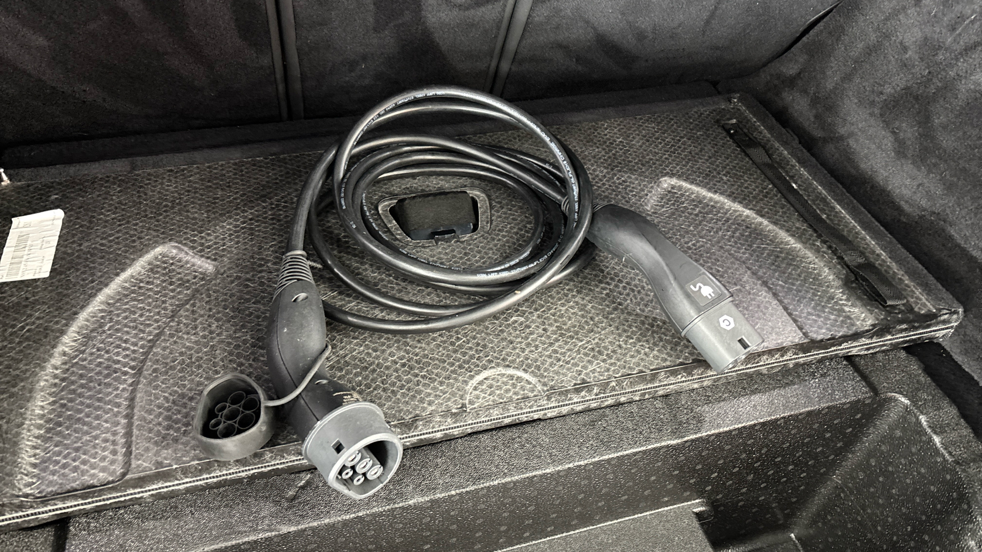 4020732 3.0 P440e Dynamic SE 5dr Auto