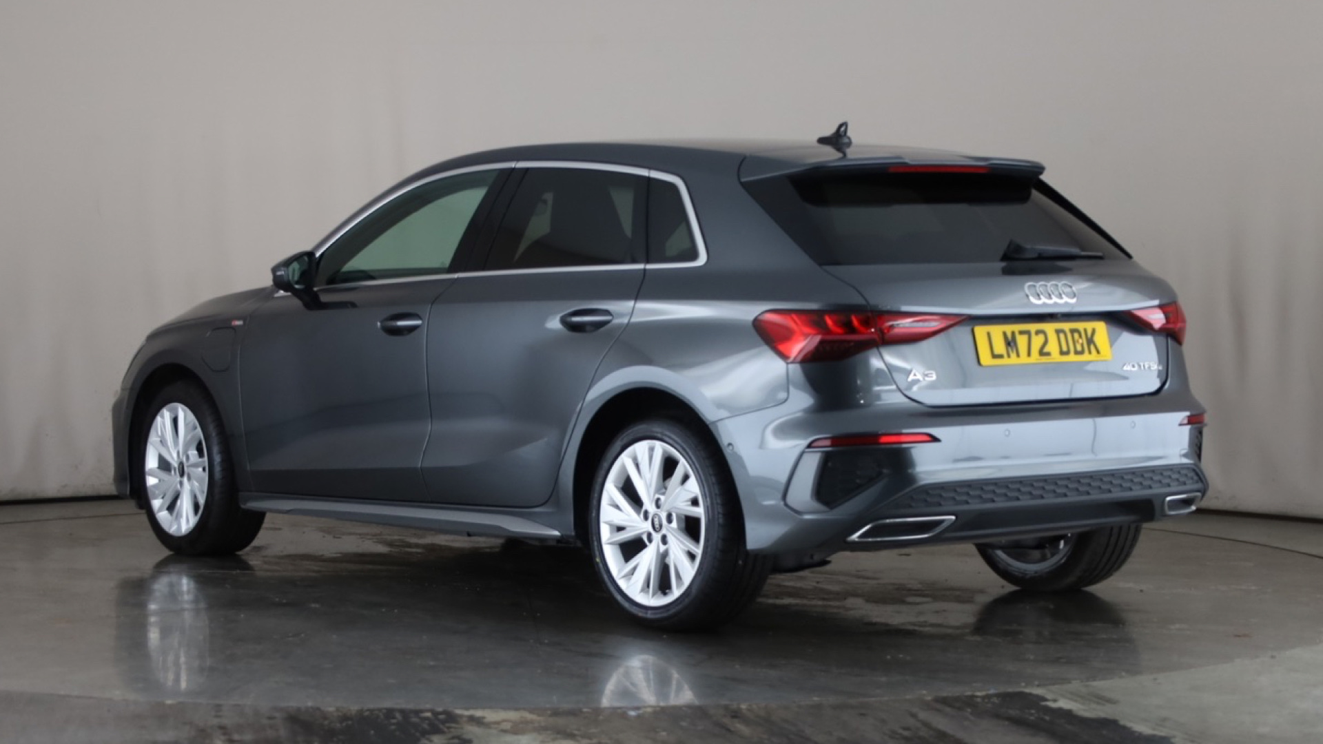 40 TFSI e S line 5dr S Tronic[C+S] [17 inch Alloy] [2022]