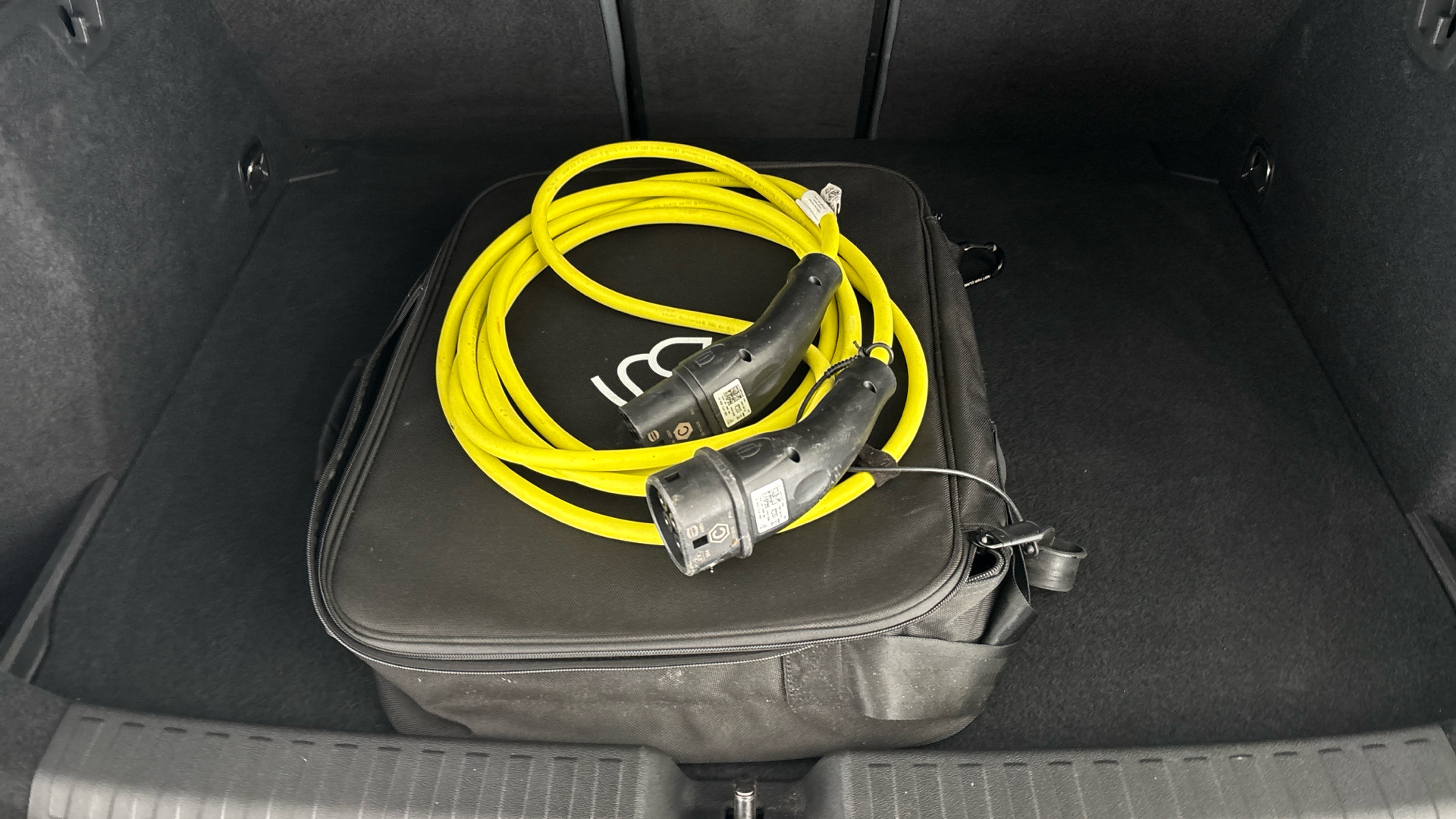 4020782 40 TFSI e S Line 5dr S Tronic[C+S] [17 inch Alloy]