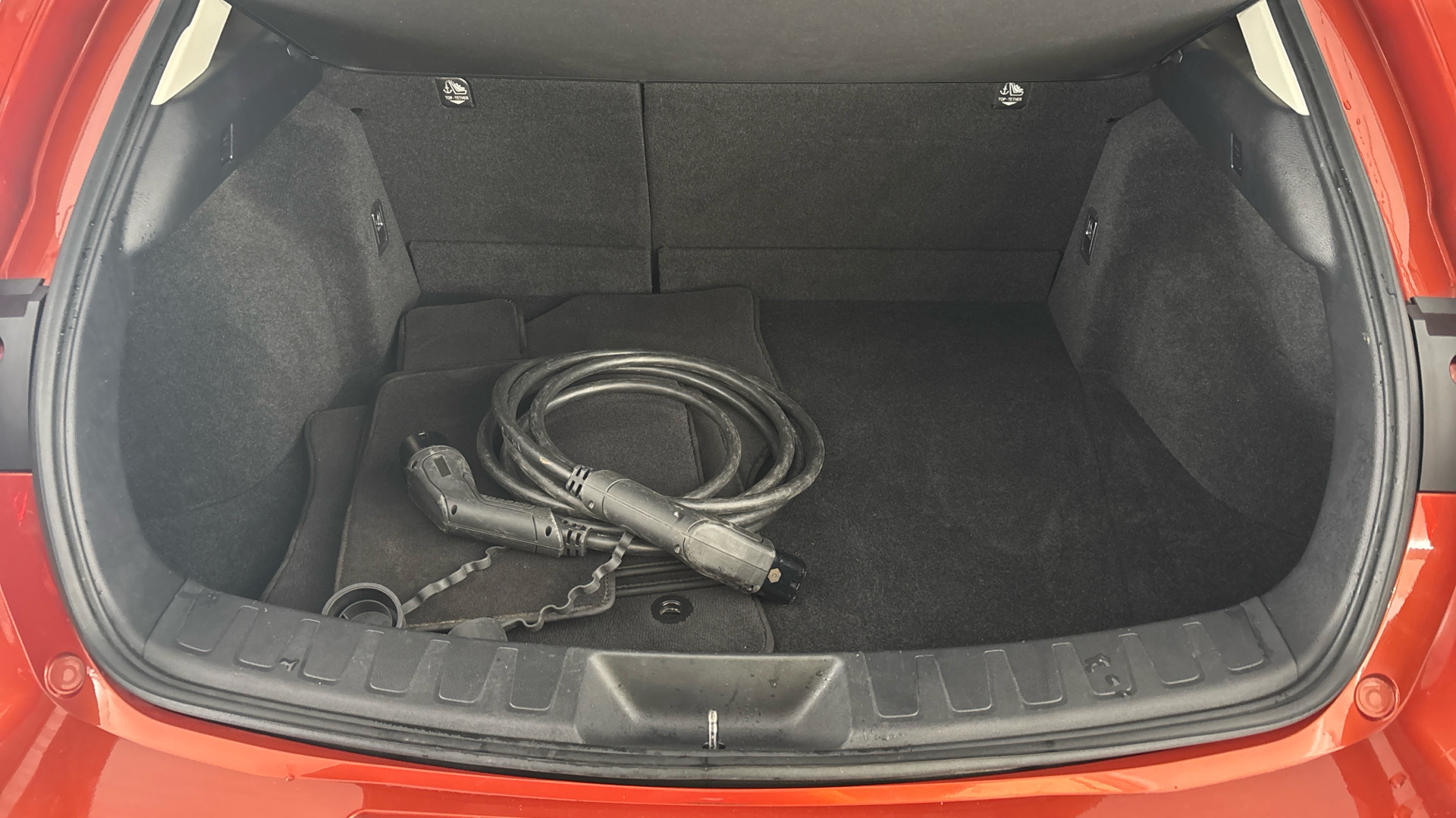 LEXUS UX UX ELECTRIC HATCHBACK 300e 150kW 54.3 kWh 5dr E-CVT [Premium Plus Pack]